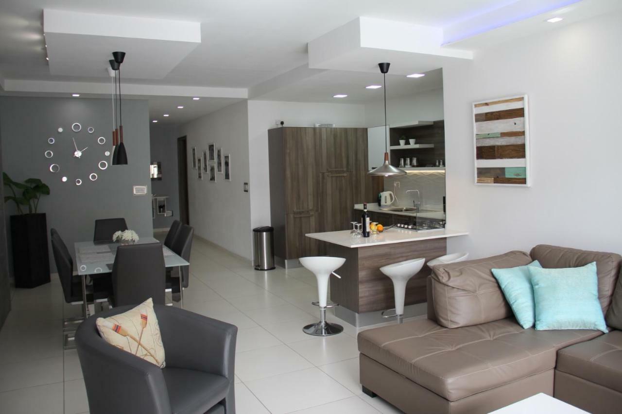 Marsascala Interlace Apartment With Free Parking Marsaskala Esterno foto